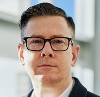 Alexander Hughes vezérigazgató, egy kriptokereskedelmi vállalat vezetője, portré